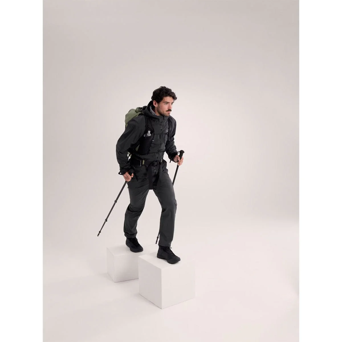 Arc'teryx Men's Beta Jacket - Image 6