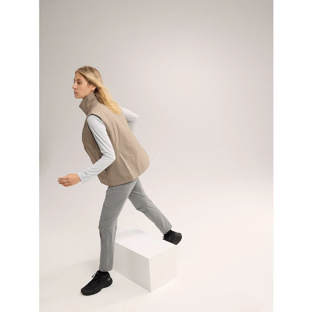 Arc'teryx Women's Atom Vest - Image 9