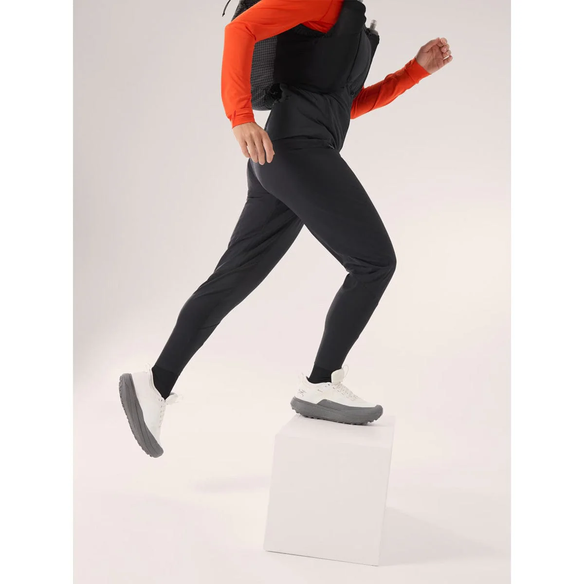 Arc'teryx Women's Norvan Insulated Pant - Image 2
