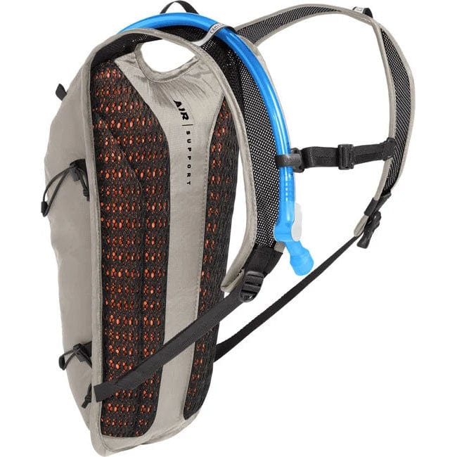 Camelbak Classic Light 70oz Hydration Pack - Image 6