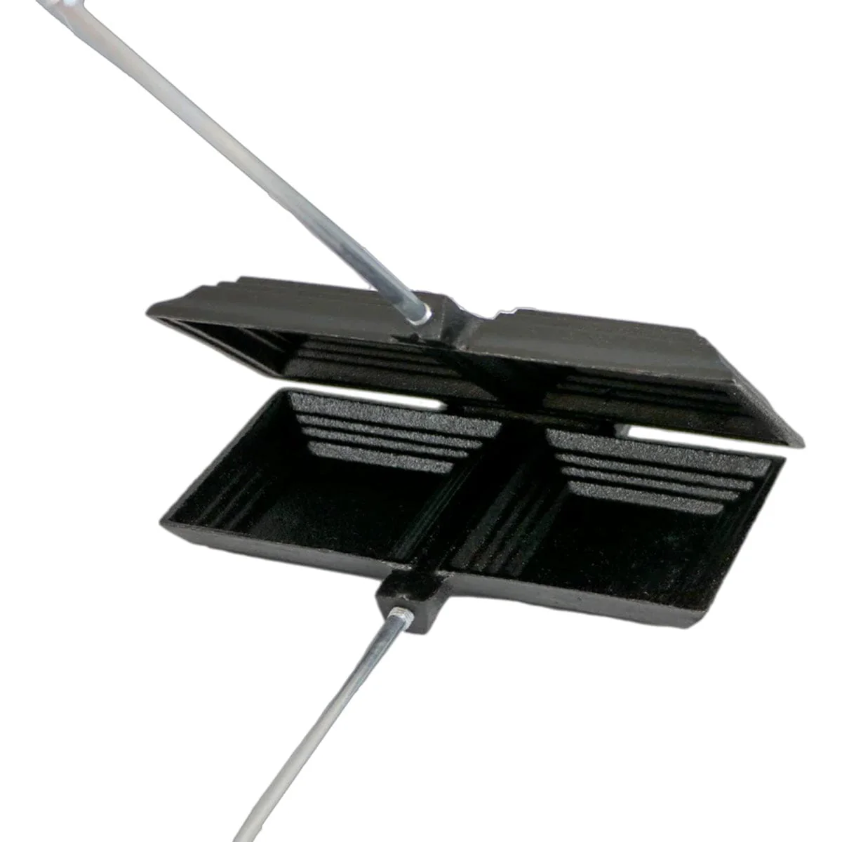 Coghlan's Cast Iron Double Camp Cooker - Image 2