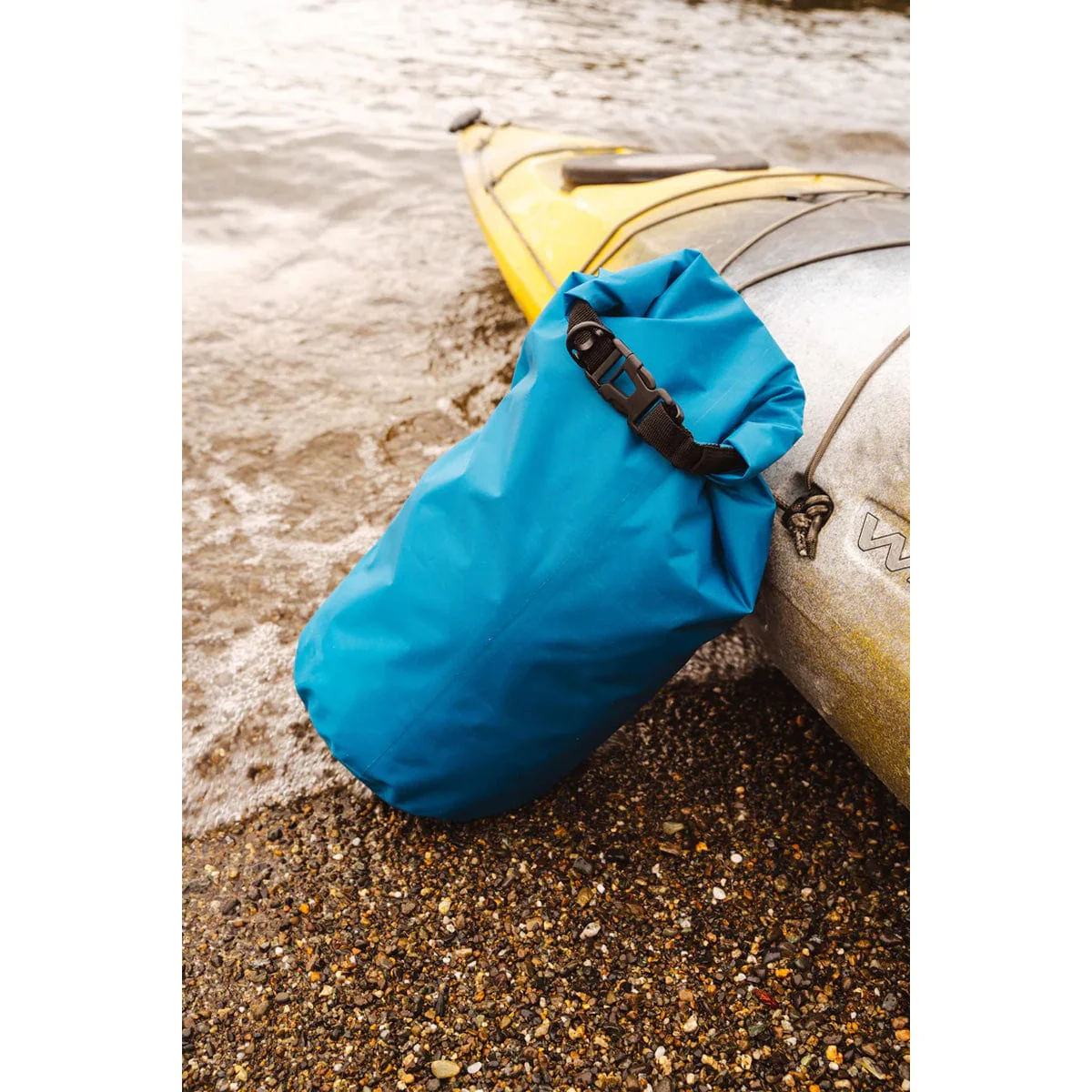 Coghlan's Lightweight Dry Bag - Image 8