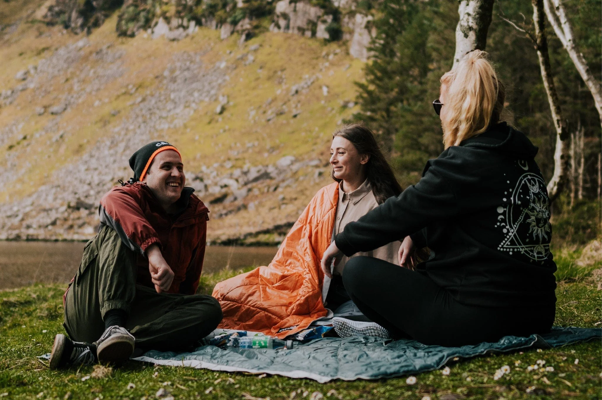 Crua Outdoors Culla Insulated Blanket - Image 16