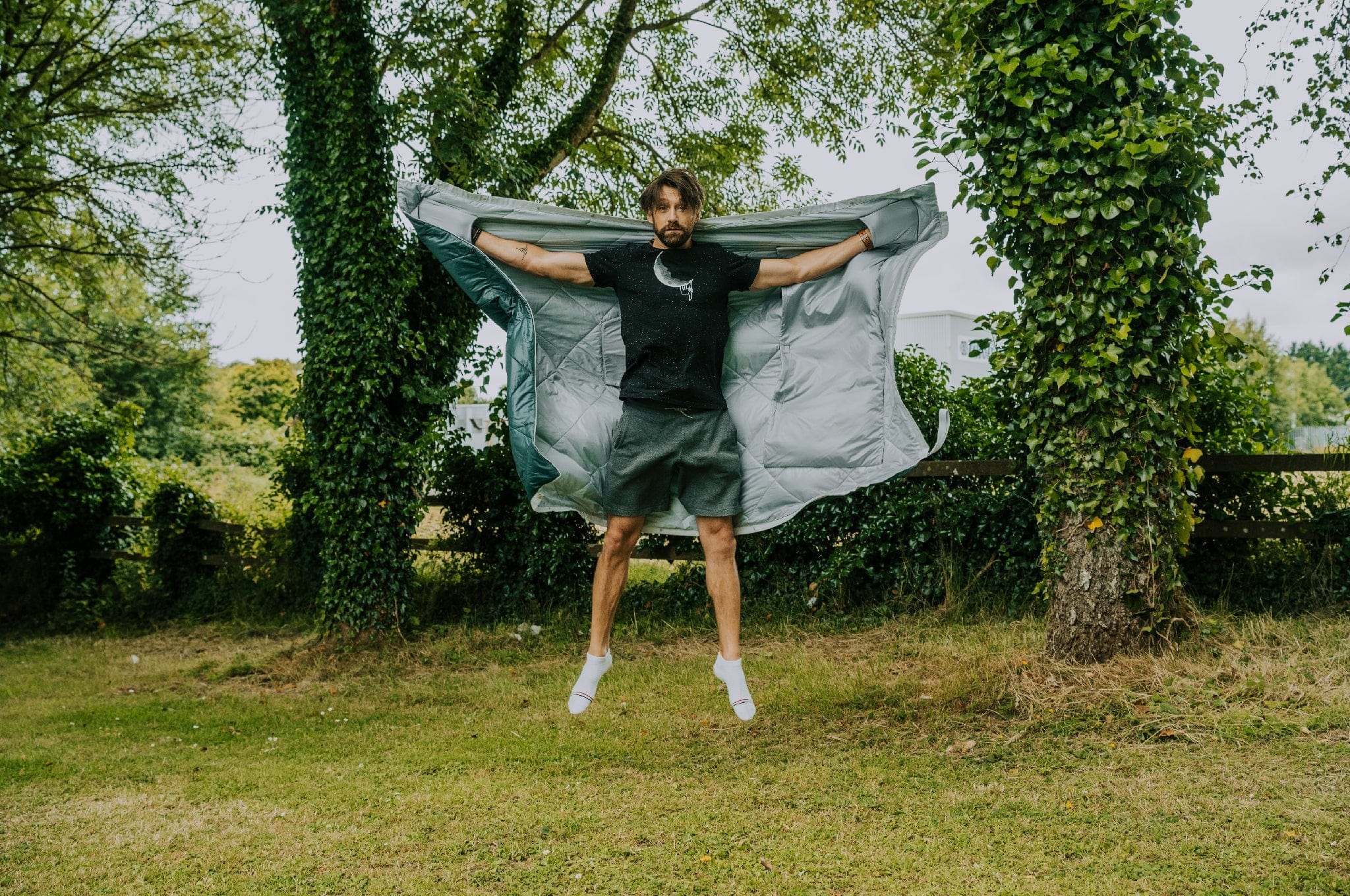 Crua Outdoors Culla Insulated Blanket - Image 9