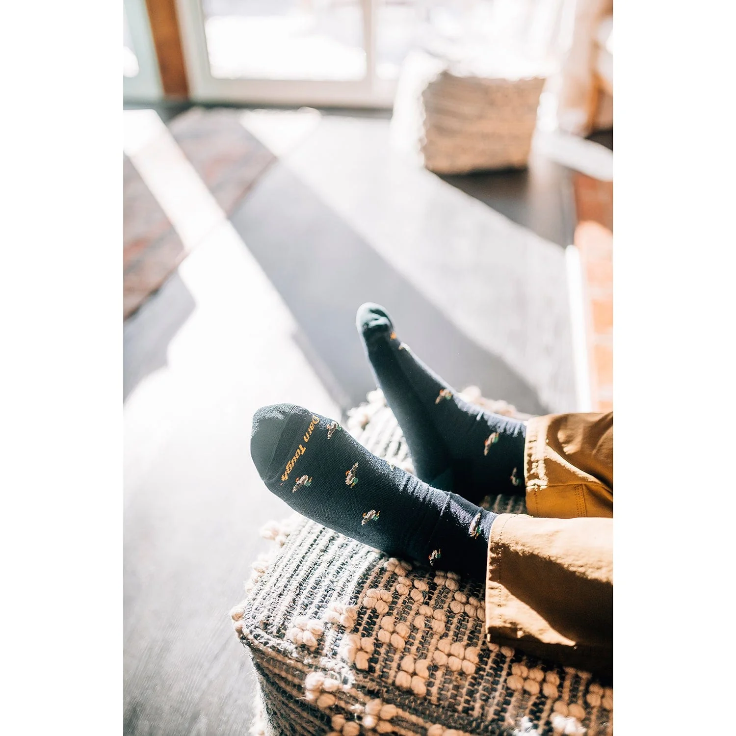 Darn Tough Duck Duck Moose Crew Lightweight with Cushion Men's Socks - Image 2