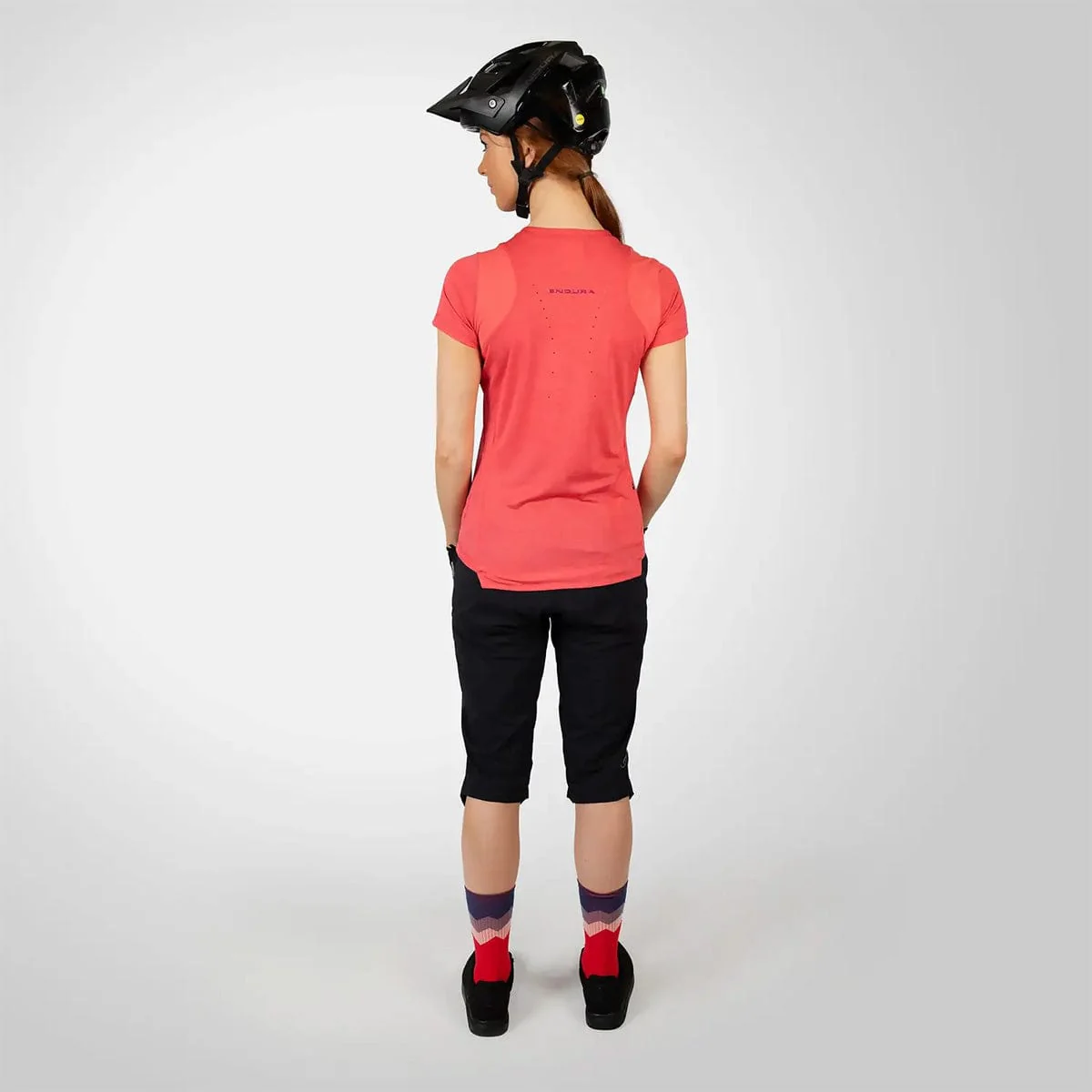 Endura Women's Hummvee Lite 3/4 Baggy Shorts - Image 4