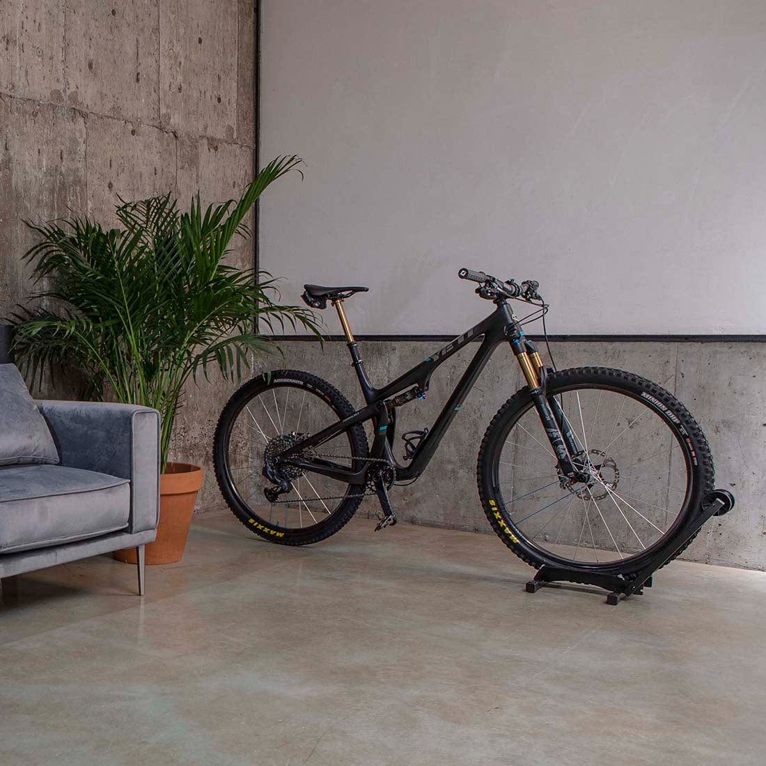 Feedback Sports RAKK XL Bike Storage Rack - Fat Tire Bike - Image 6