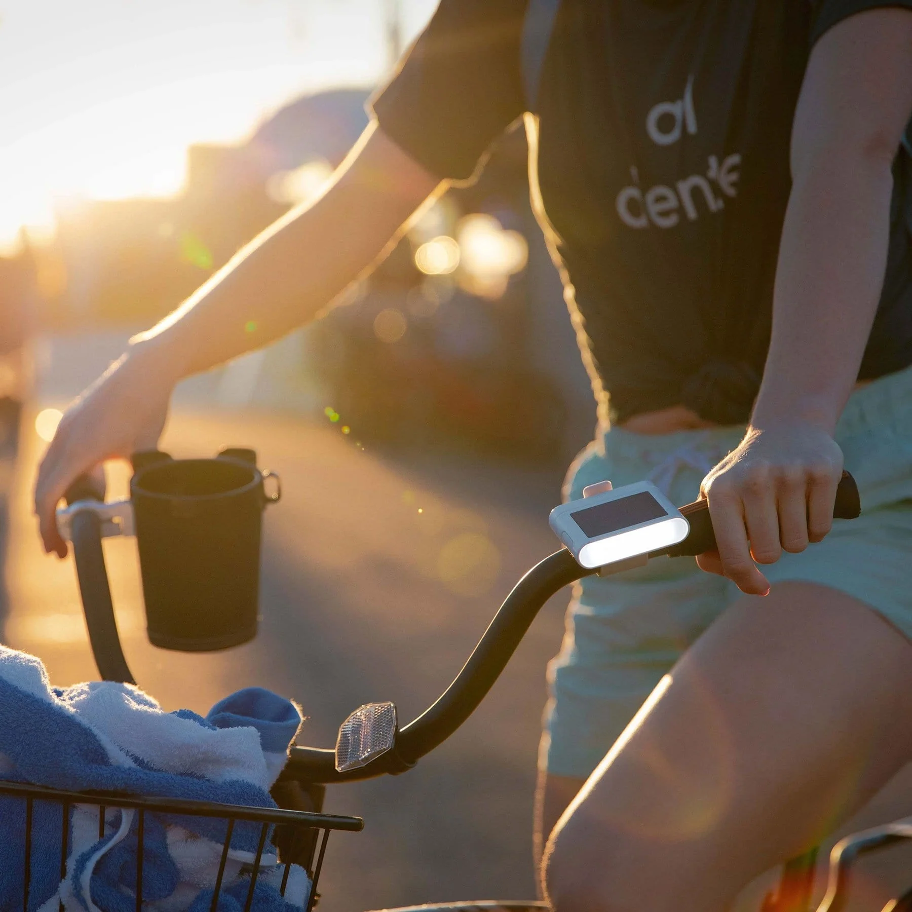 Mpowerd Luci Solar Bike Light Set - Image 4