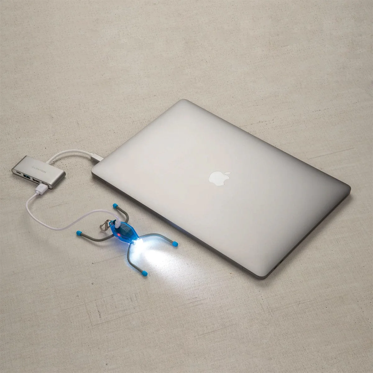 Nite Ize BugLit Rechargable Micro Flashlight - Image 2