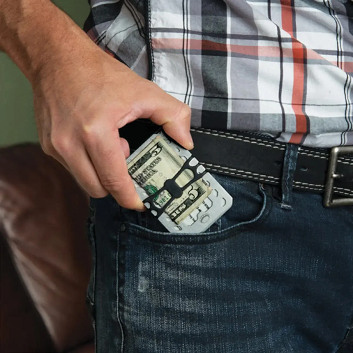 Nite Ize Financial Tool Multi Tool Wallet - Image 3