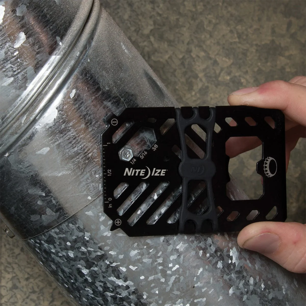 Nite Ize Financial Tool Multi Tool Wallet - Image 4