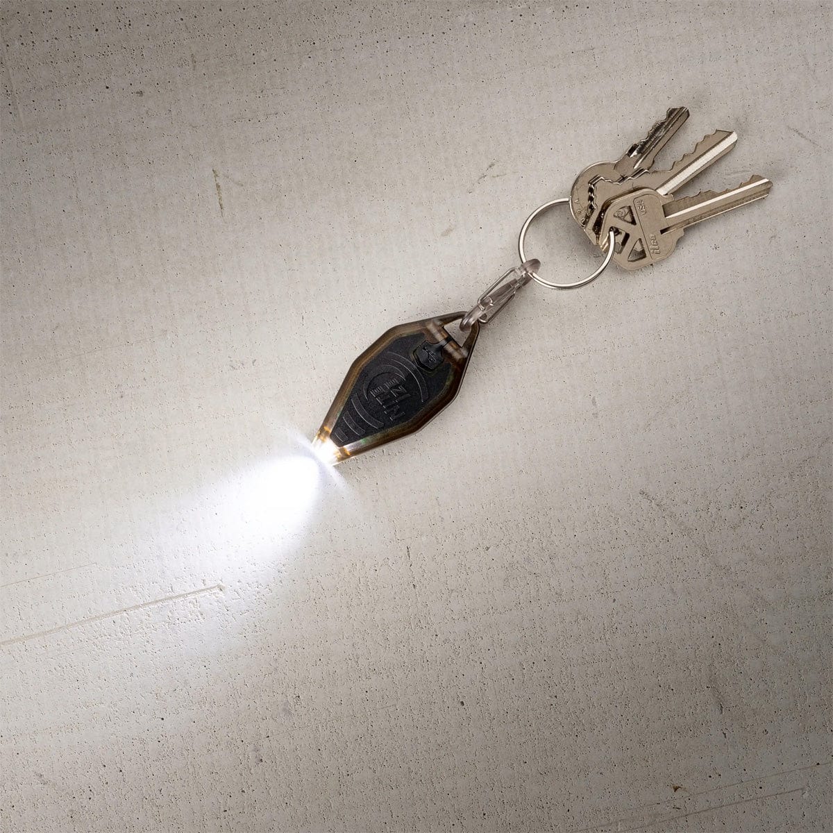 Nite Ize Radiant Rechargeable Microlight - Image 4