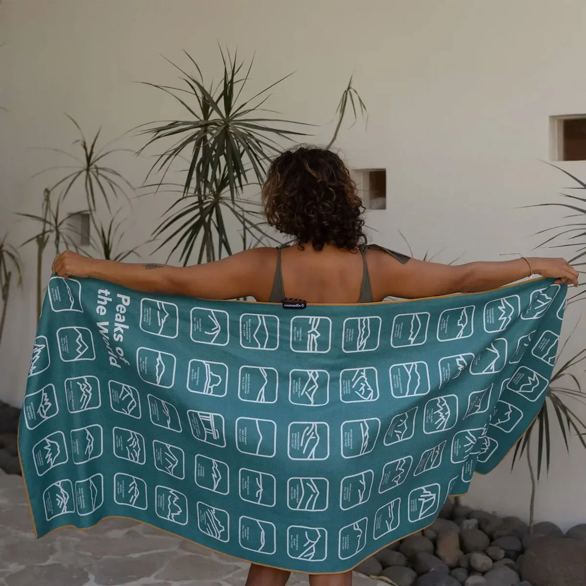 Nomadix Original Towel Peaks of the World Teal Ocean - Image 3