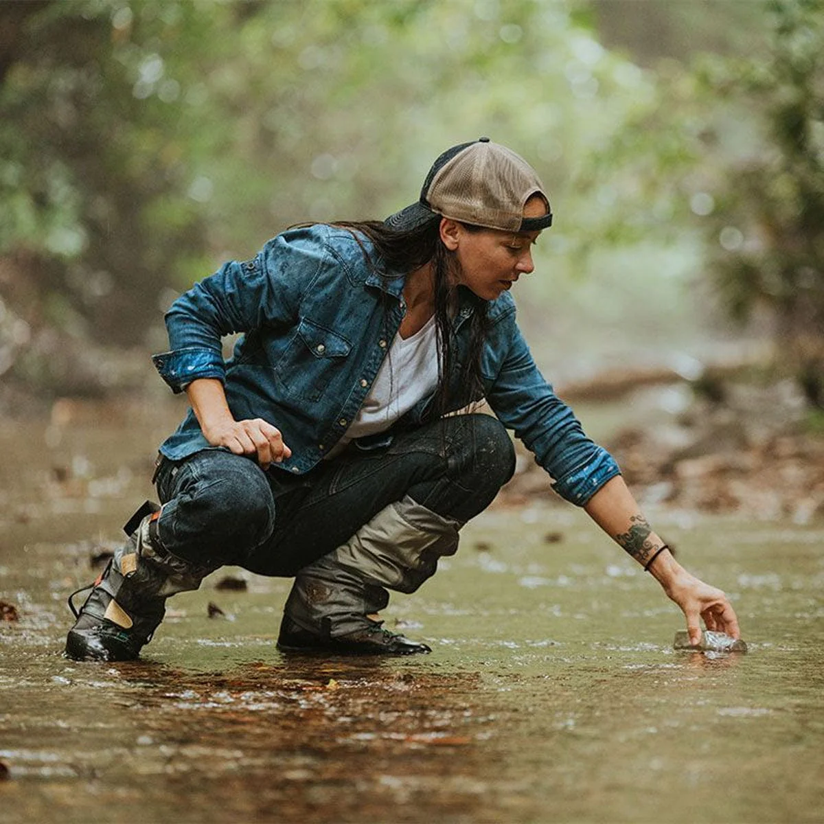 Outdoor Research x Dovetail Women's Field Gaiters - Image 3