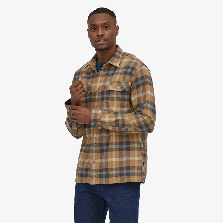 Patagonia Men's Long Sleeve Organic Cotton Midweight Fjord Flannel Shirt - Image 9