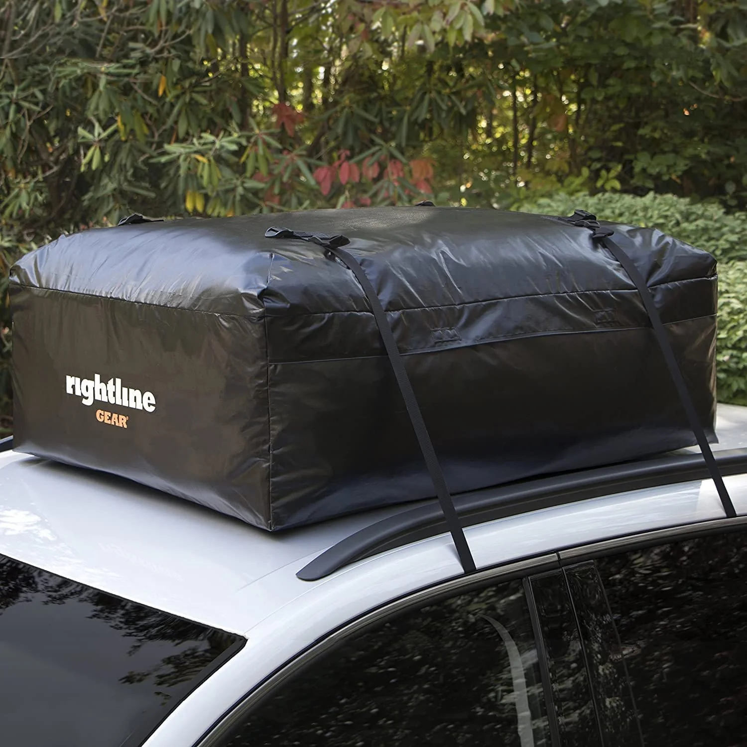 Rightline Gear Ace 2 15cu Weatherproof Car Top Luggage Carrier - Image 2