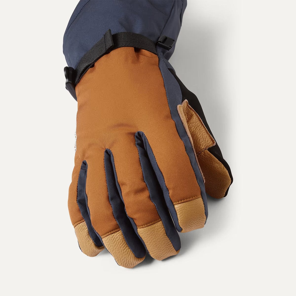 Sealskinz Fransham Waterproof Thermal Ski Gauntlet Glove - Image 6