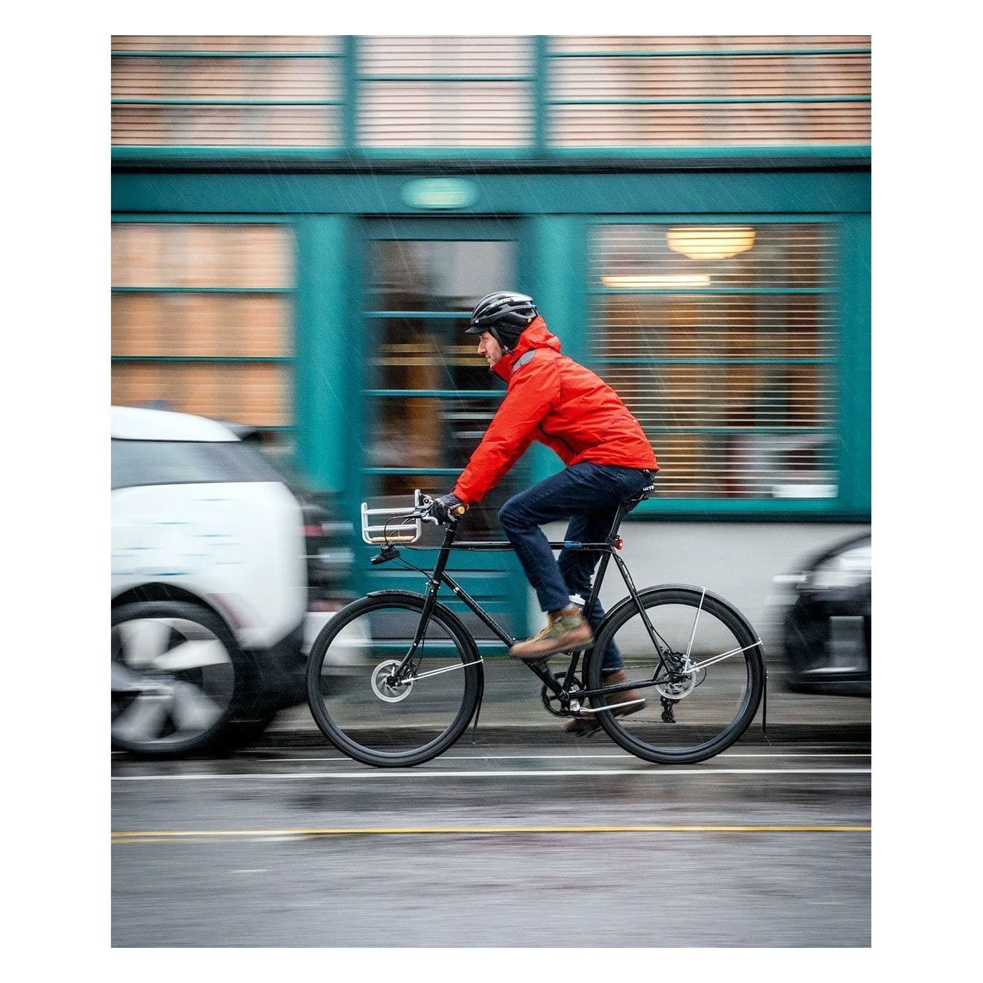 Showers Pass Refuge Cycling Rain Jacket - Mens - Image 2