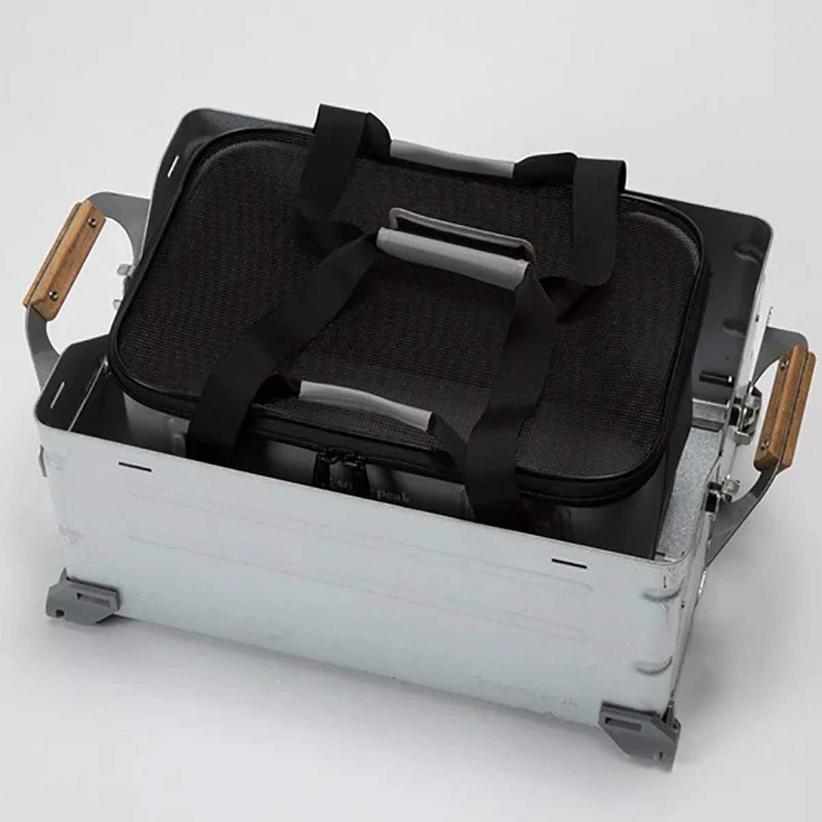 Snow Peak Waterproof Gear Bag 220 - Image 3