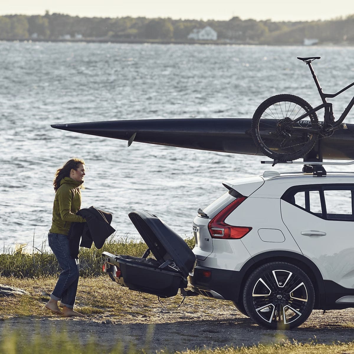 Thule Arcos (906201) Large 14cu Hitch Box Without Platform Base - Image 6