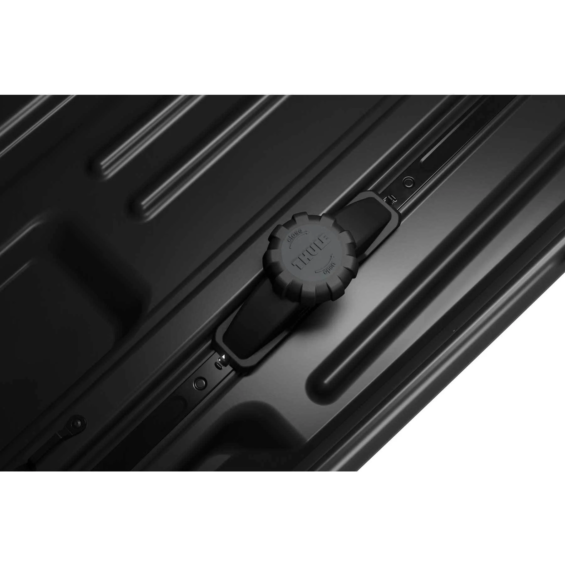Thule Force XT XXL 22 cu ft Rooftop Cargo Box - Image 9