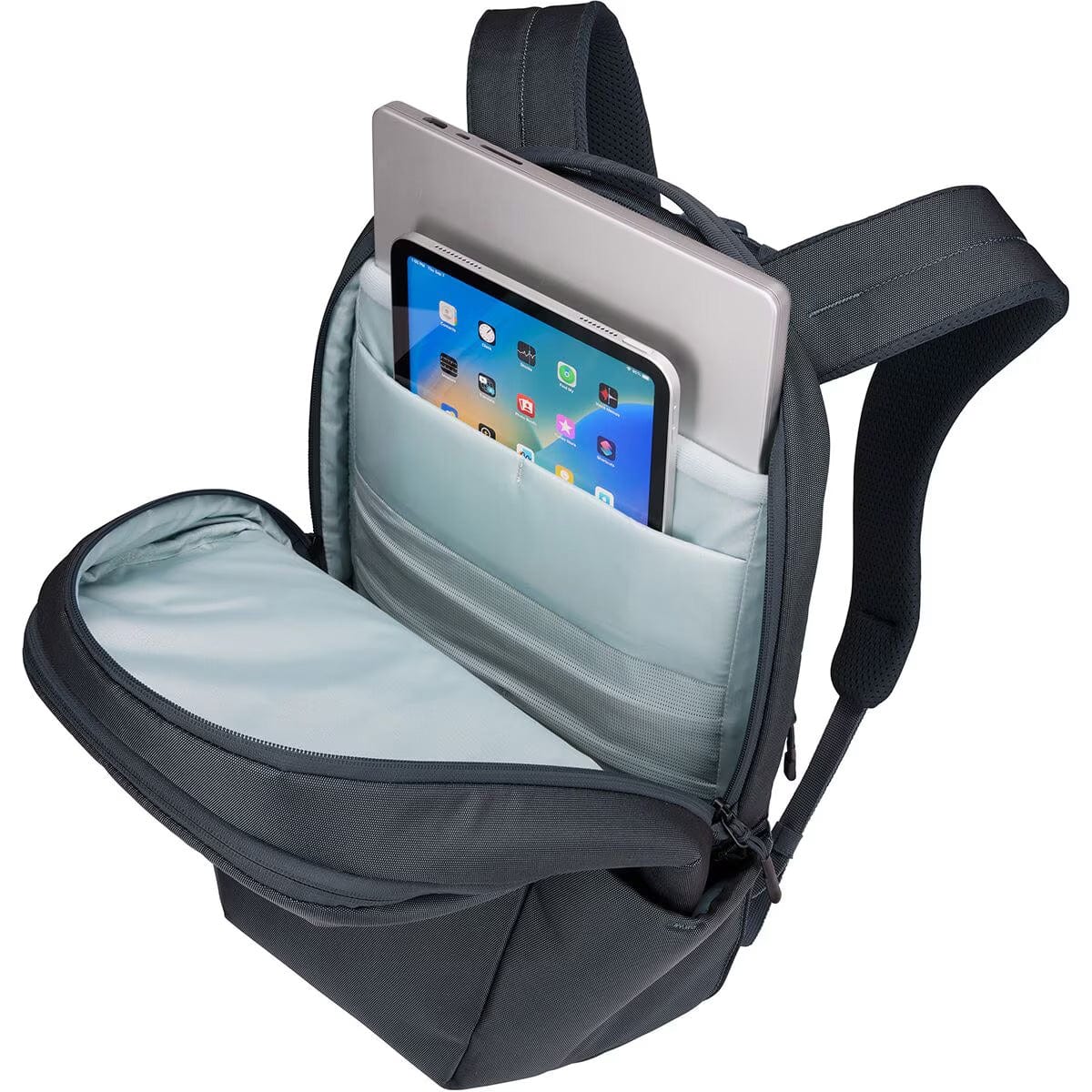 Thule Subterra Traveling Backpack 21L - Image 9