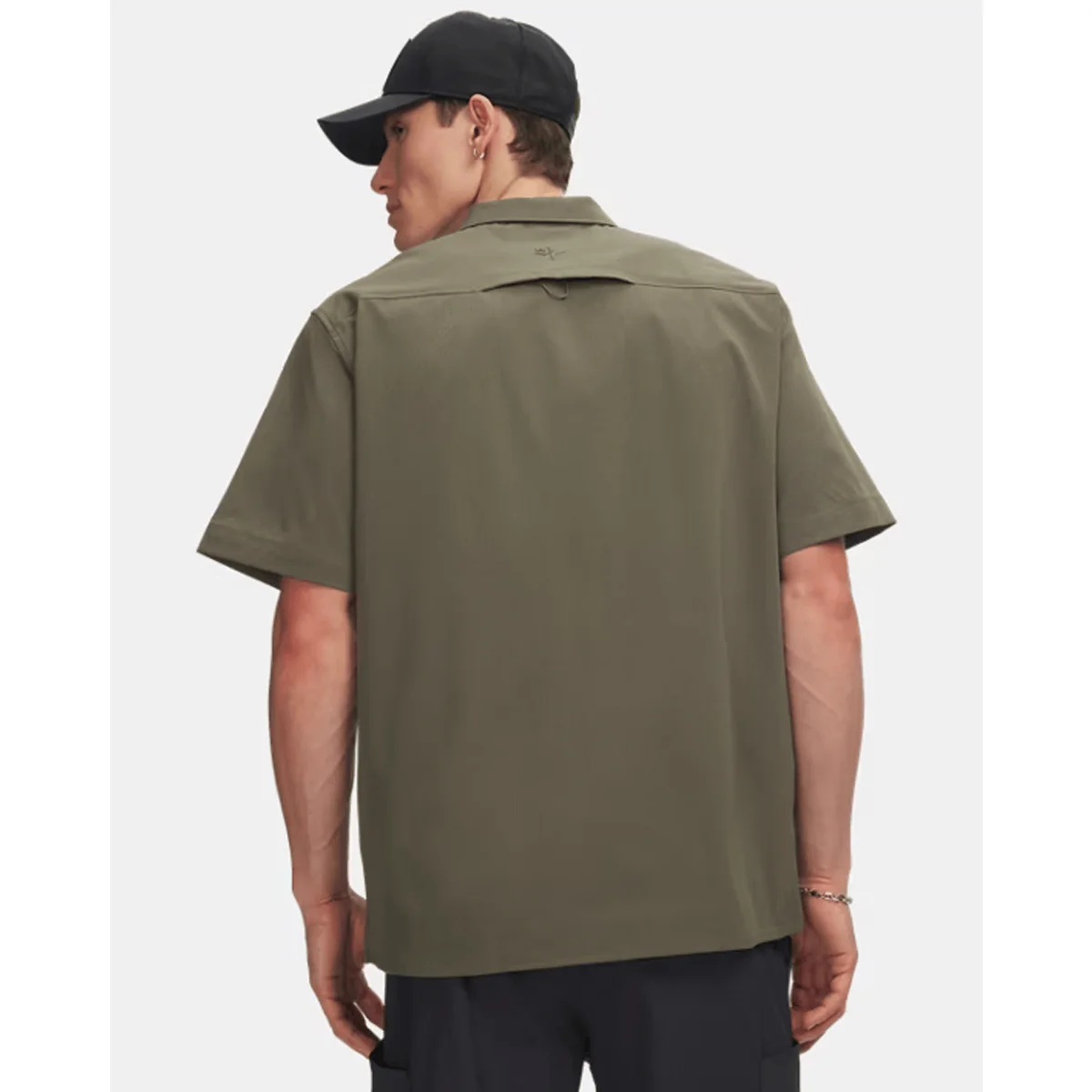 Under Armour Explor Airvent Woven Men's Short Sleeve - Image 2