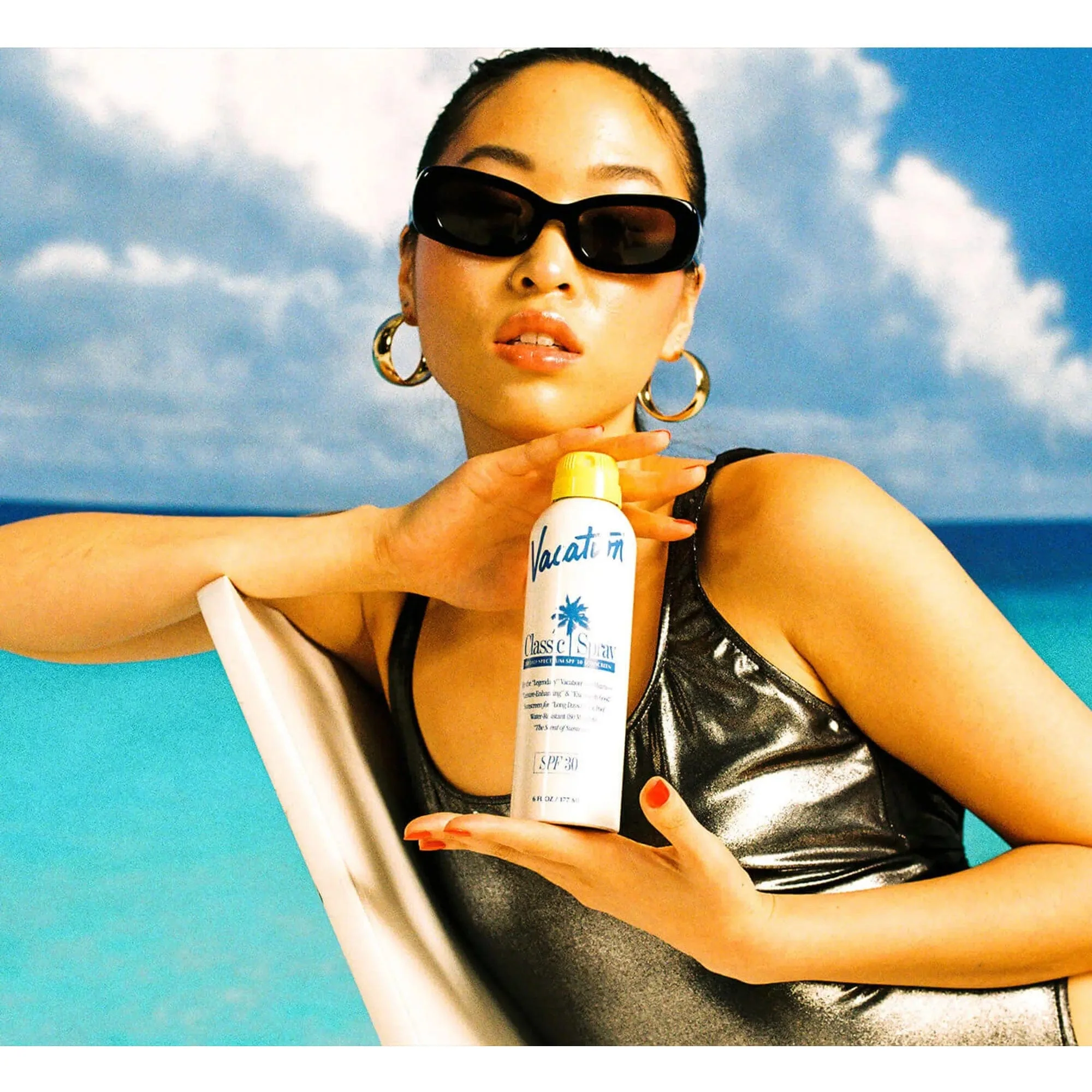 Vacation Classic Spray SPF 30 Sunscreen - Image 2