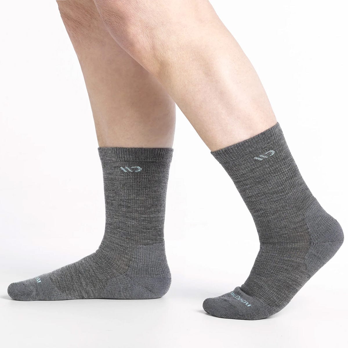 Wide Open Women's Solid Midweight Crew Sock - Image 2
