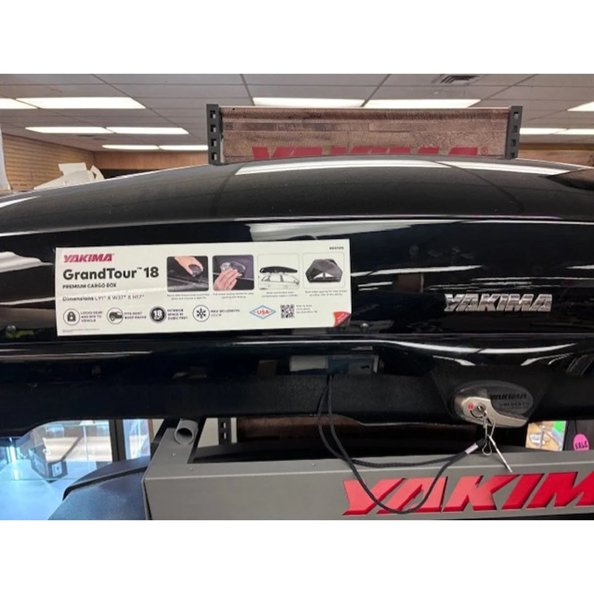 Yakima GrandTour 18 cu ft RoofTop Luggage Box - OPEN BOX DISPLAY - Image 3