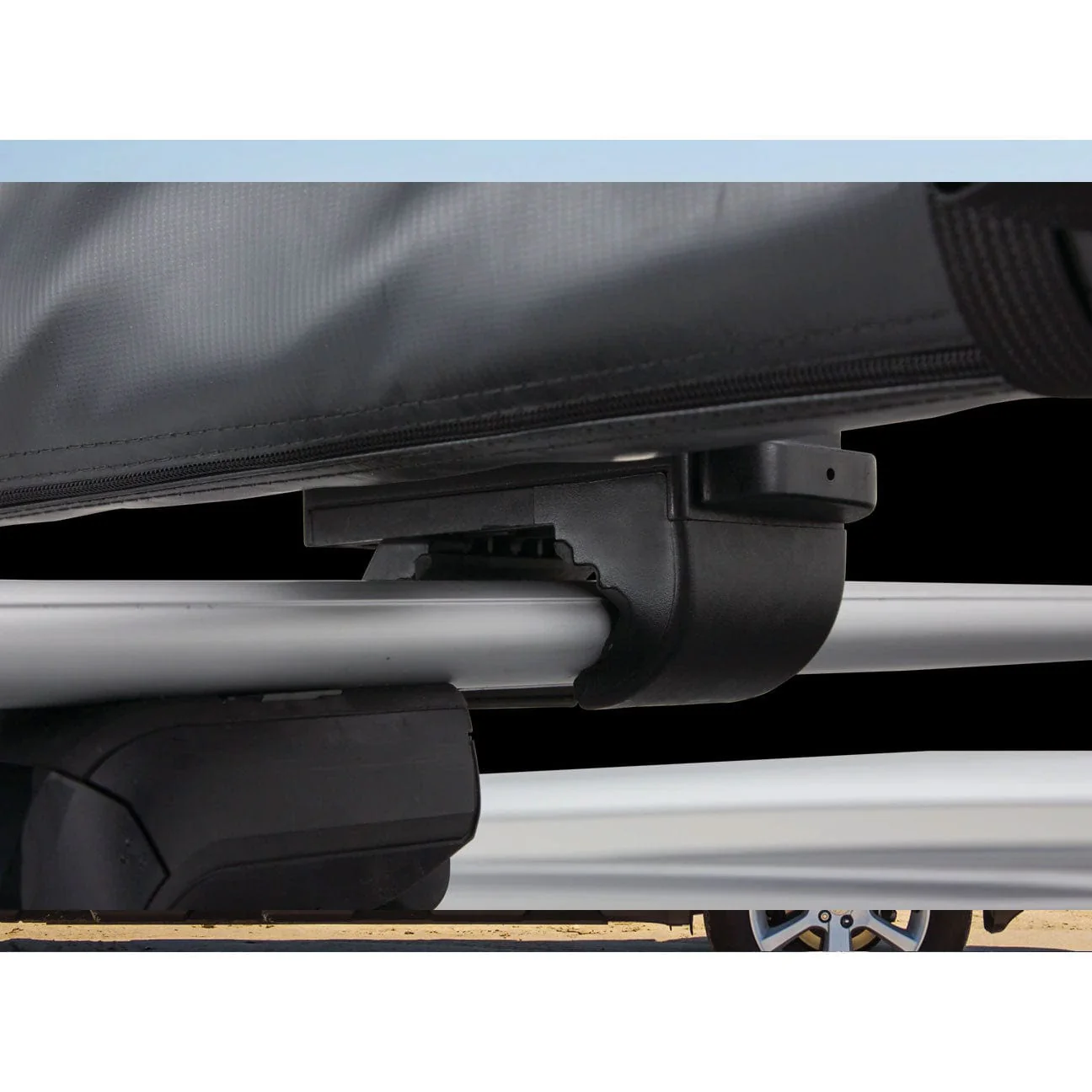 Yakima OverNOut 6.5' Lightweight Rooftop Awning - Image 6